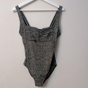 Calvin Klein swimwear animal print size 8